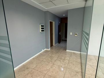 Espectacular oficina en alquiler en Amaneceres Office