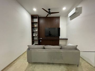 CASA EN VENTA EN MÉRIDA YUCATÁN A 3 MINUTOS DE ALTABRISA