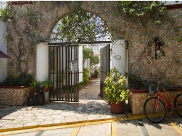 RENTA DEPARTAMENTO EN PRIVADA AL NORTE,  AMUEBLADO Y EQUIPADO. MÉRIDA, YUCATAN