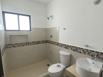 FRESNO CASA NUEVA EN VENTA ENTREGA INMEDIATA