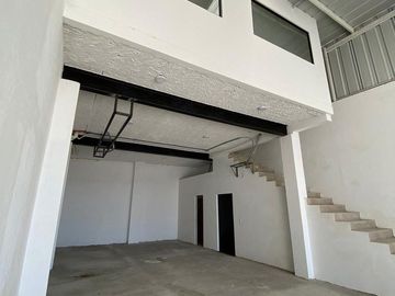 BODEGA EN VENTA EN MARIANO OTERO