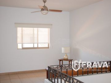 VENTA DE CASA EN FRACCIONAMIENTO VILLA CALIFORNIA