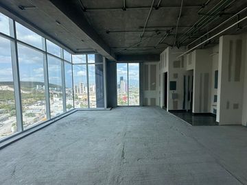 Oficina en Renta – Torre Vinta | Santa María, Monterrey