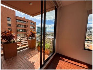 Santa Ana Iluminado Apartamento con Balcón 196 m2 Piso 11