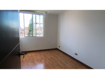 Apartamento en Venta en Conjunto Residencial Hayuelos Reservado II