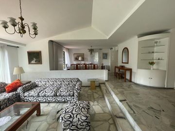 Se Vende Casa Campestre  Pance Casa   De Dos Niveles Con Piscina Exclusiva  Lote 1300 M2
