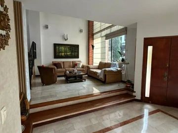 CASA CAMPESTRE EN VENTA EN SABANETA - LOMA DE SAN JOSE (LV)