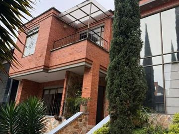 CASA CAMPESTRE EN VENTA EN SABANETA - LOMA DE SAN JOSE (LV)