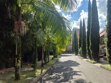 CASA CAMPESTRE DE 287 m2 EN VENTA EN SABANETA - LA DOCTORA (LV)