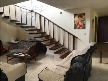 Valle de Los Chillos, San Rafael  terreno  2300m2 y casa