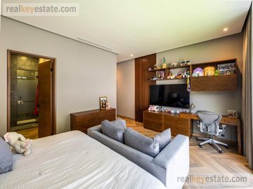 Casa - Sierra Alta 3er Sector