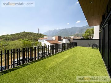 Casa - Sierra Alta 3er Sector