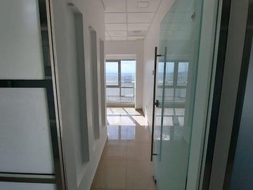 VENTA DE CONSULTORIO EN LA TORRE MÉDICA III DE TEC 100. 3.3