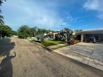 Terreno en Venta, Conkal, 948m²