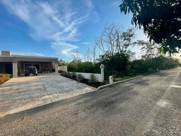 Terreno en Venta, Conkal, 948m²