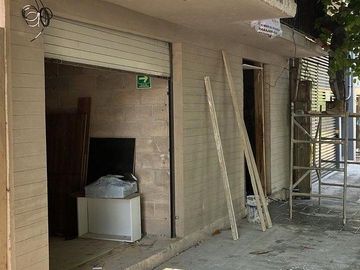 Se renta local en la Roma  calle Coahuila