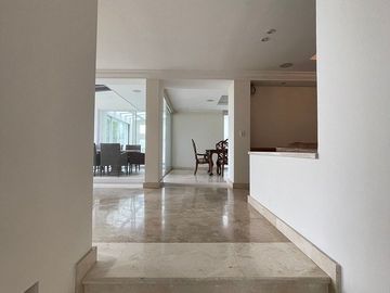 Casa en privada en renta Lomas country