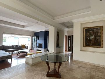 Casa en privada en renta Lomas country