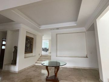 Casa en privada en renta Lomas country