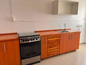 Se arrienda departamento central