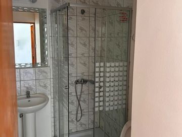 Se arrienda departamento central