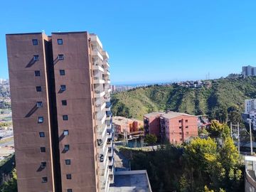 Se Arrienda Amplio Departamento en Viña del Mar