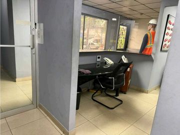 Venta de galera de 740 mts2 en Pueblo Nuevo