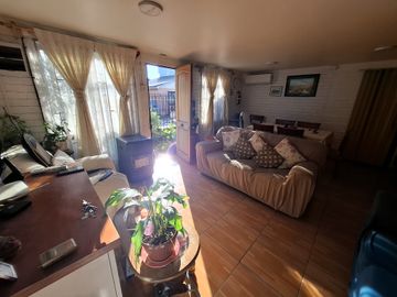 VENTA CASA 5D 2B 2E CALLE PORTON ELEC - LAS PARCELAS - MAIPÚ