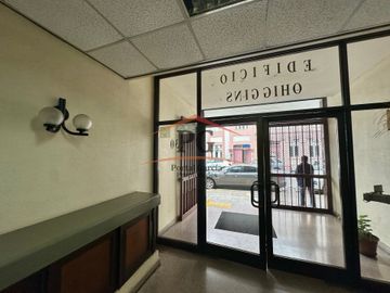 ESPACIO COMERCIAL Y PROFESIONAL EN CENTRO DE VALDIVIA