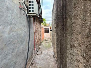 Casa con Departamento en venta en Merlo Norte