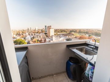 DEPARTAMENTO 4 AMBIENTES VENTA TIGRE COCHERA