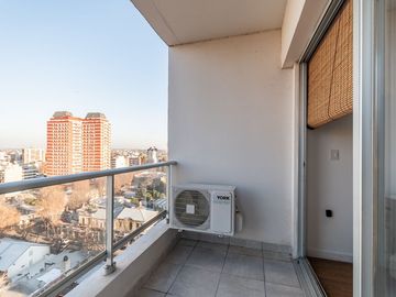 DEPARTAMENTO 4 AMBIENTES VENTA TIGRE COCHERA