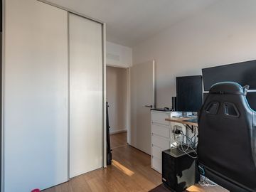 DEPARTAMENTO 4 AMBIENTES VENTA TIGRE COCHERA