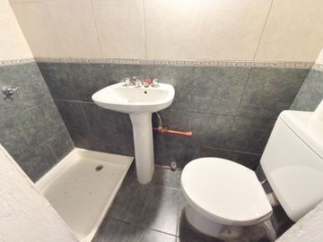 CASA EN VENTA BARRIO GOLF TANDIL