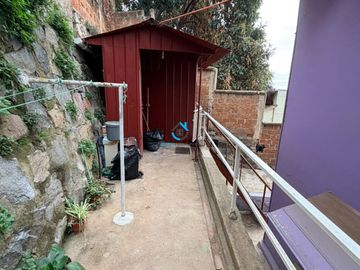 CERRO LA CRUZ, SON TRES CASAS UNA POR PISO