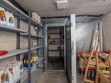 VENTA EDIFICIO EN IMPORTANTE AVENIDA