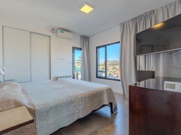 VENTA EDIFICIO EN IMPORTANTE AVENIDA