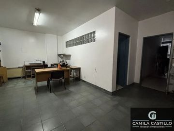 Edificio industrial en venta de 1297m2 ubicado en San Cristóbal
