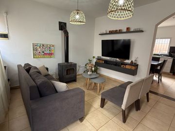 VENTA DUPLEX 3 DORMITORIOS B° LOS PERALES