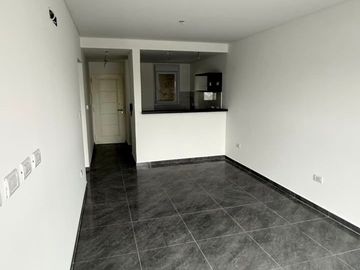 Departamento en venta c/ cochera en Villa del Parque