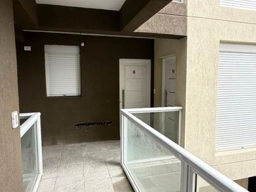Departamento en venta c/ cochera en Villa del Parque