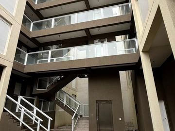 Departamento en venta c/ cochera en Villa del Parque