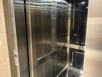 Departamento en venta c/ cochera en Villa del Parque