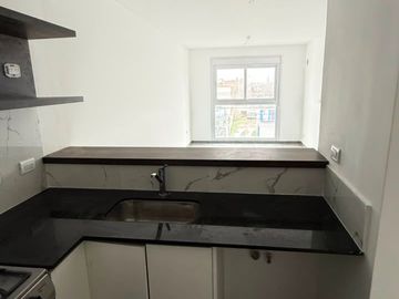 Departamento en venta c/ cochera en Villa del Parque