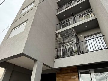 Departamento en venta c/ cochera en Centro