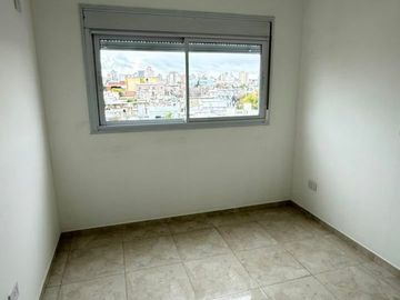 Departamento en venta c/ cochera en Centro