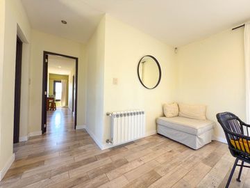 Moderna Casa Quinta en Valle Sereno. NUEVO VALOR!