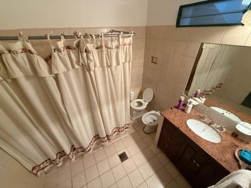 VENTA CASA 3 DORM. 1620 m² - YALA