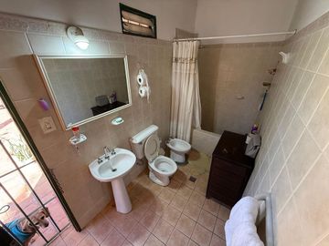 VENTA CASA 3 DORM. 1620 m² - YALA