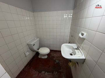 Galpón en alquiler | Barrio San Pedrito – 200 m²
